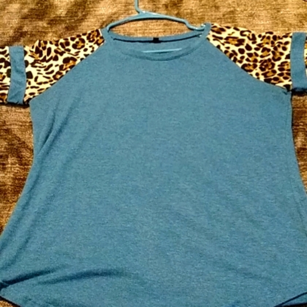 Leopard print top blue black and tan brown